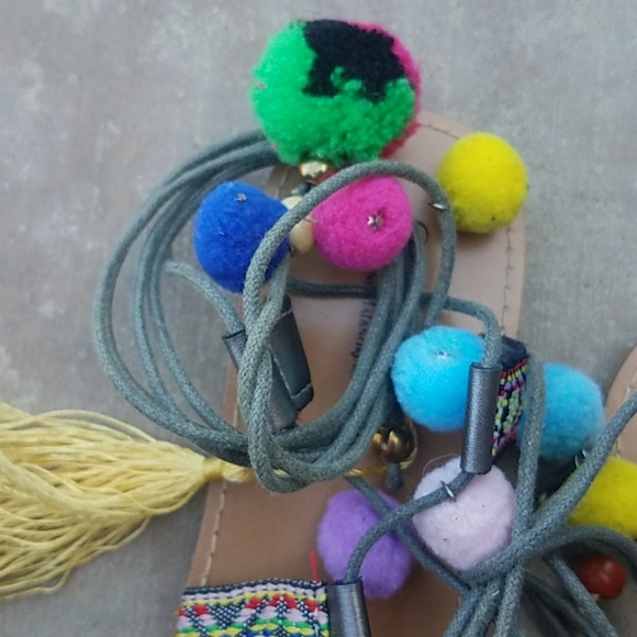 Catherine Malandrino Boho Sandals - Picture 6 of 7